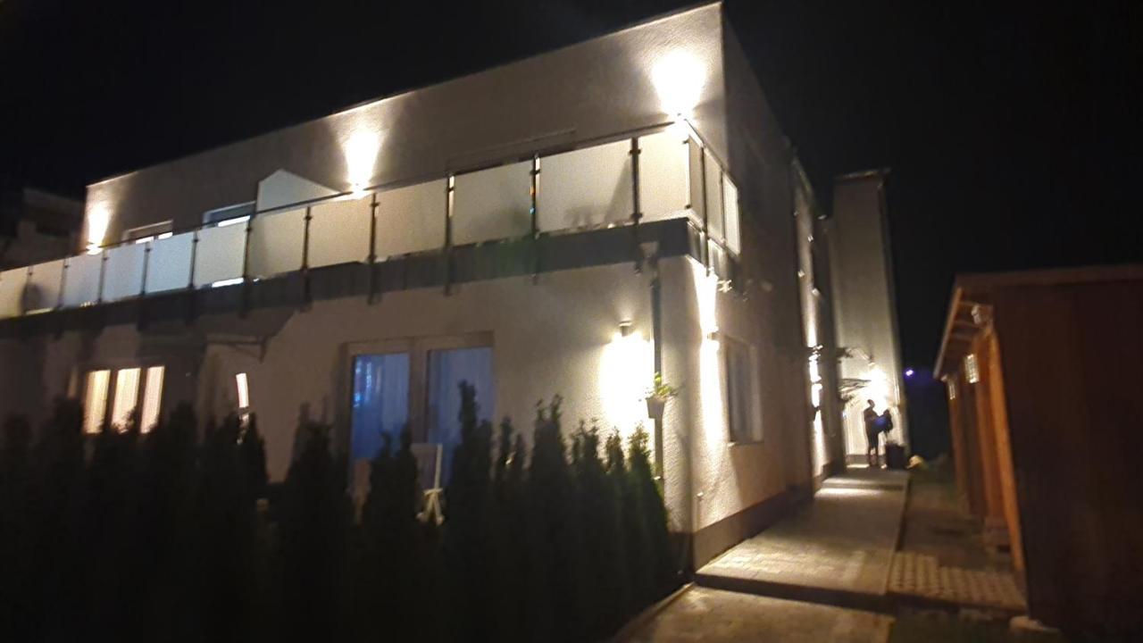 Ferienwohnungen "Godewind", Appartements Mit Balkon Oder Terrasse Zinnowitz Exterior photo